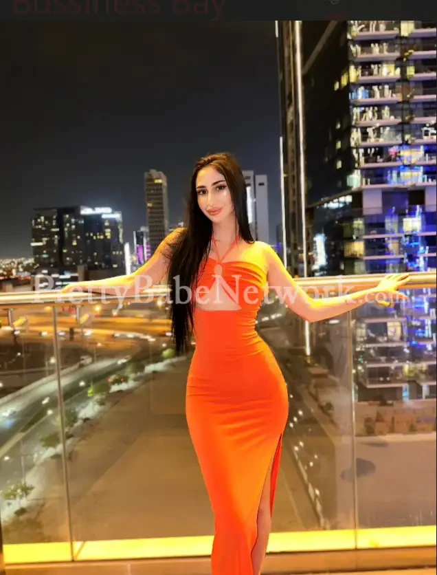 Haifa Turkish Beautiful Celebrity Escort in CP, Delhi 5-Star Hotel - Best in GFE